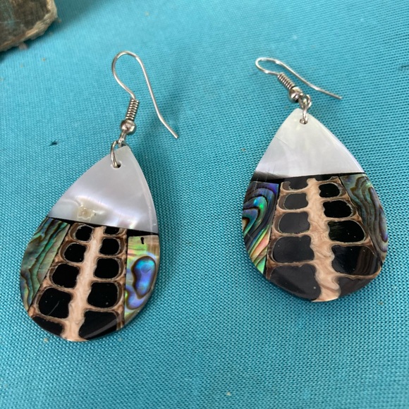 handmade Jewelry - Gorgeous seashell inlay tear earrings